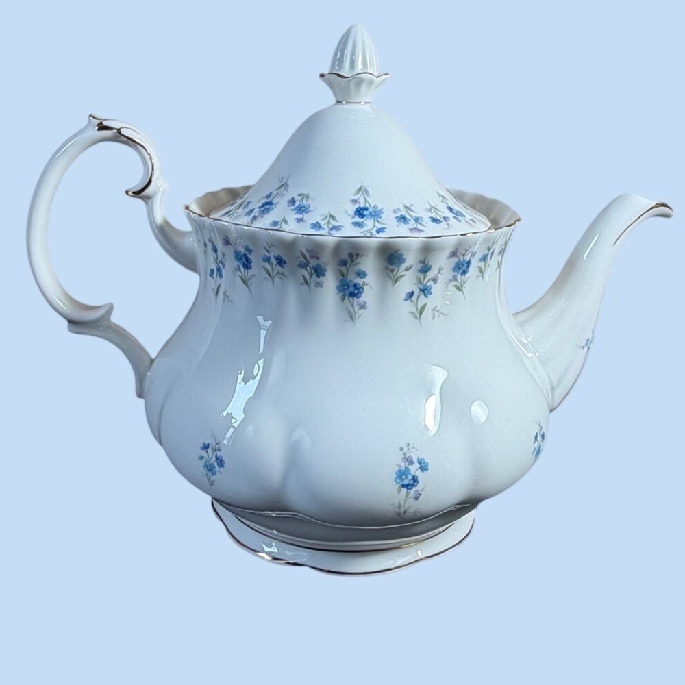 Royal Albert Memory Lane Teapot Bone China Blue Floral ForgetMeNot England 1970